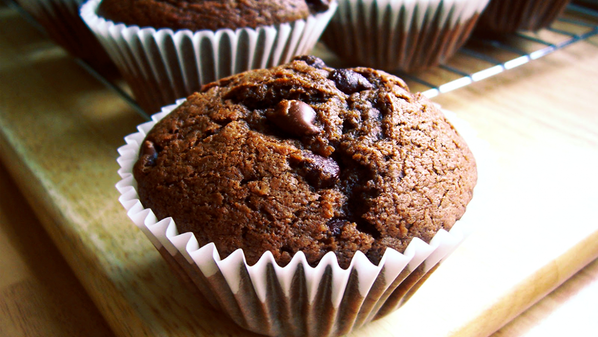 Muffins de chocolate com amêndoas